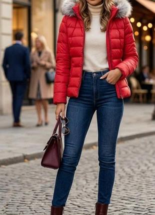 Куртка женская "tommy hilfiger" оригинальная пуховая с отстегивающимся капюшоном и мехом 🌹