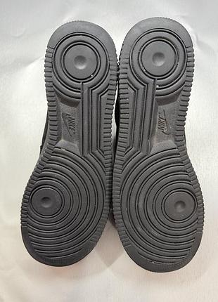 Кроссовкам nike air force 1 '07 lv8 black 9