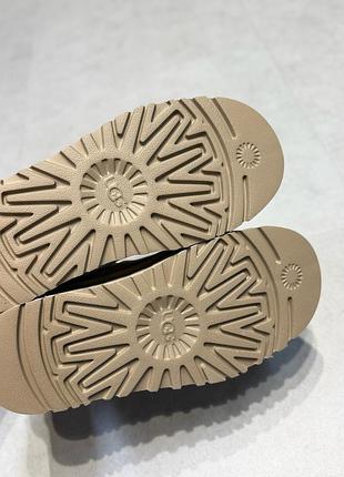 Жіночі черевики ugg кросівки 8