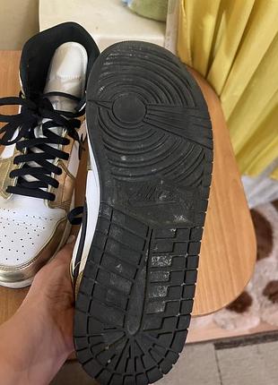 Кросівки jordan gold 4
