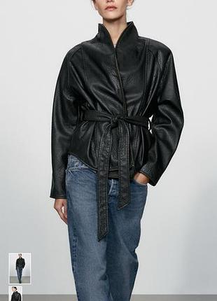 Курточка zara нова