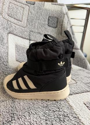 Зимові дутіки adidas