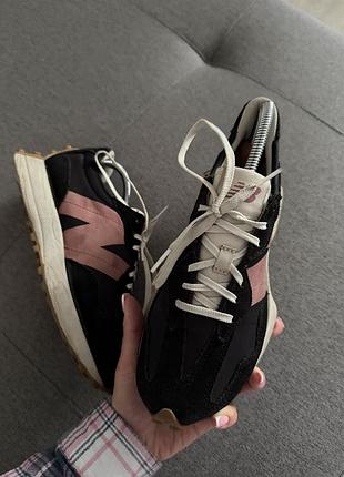 Стильні кросівки new balance 327 8
