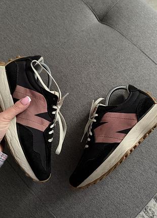 Стильні кросівки new balance 327 7