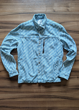 Джинсова куртка бренду jack & jones