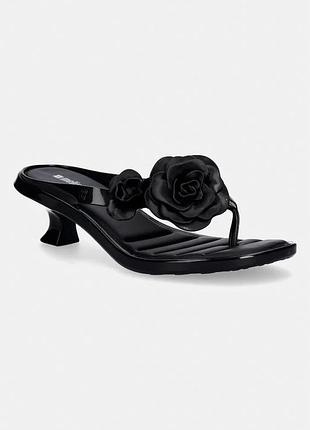 Urbanshop com ua melissaв' вьетнамки melissa melissa thong kitten heel petals ad цвет черный маленький каблук m 38148 bw646 размеры