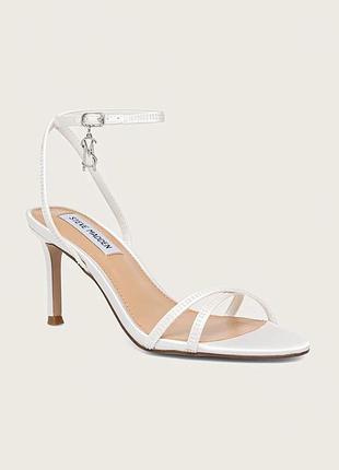Urbanshop com ua steve maddenбосоніжки на шпильці nesta-p білі 11005475 розміри запитуйте