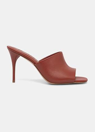 Urbanshop com ua answear.lab кожаные шлепанцы answear.lab из коллекции unscripted цвет красный на шпильке размеры запитуйте