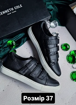 Kenneth cole new york оригінал чорні шкіряні кеди на липучках