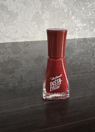 Лак для нігтів sally hansen insta-dri червоний