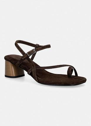 Urbanshop com ua vagabond shoemakersбосоніжки на підборах замшеві evie коричневі 6139-140-29 розміри запитуйте