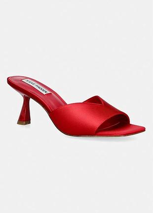 Urbanshop com ua steve maddenшлепанцы steve madden ivie цвет красный на шпильке 1105141 размеры запитуйте