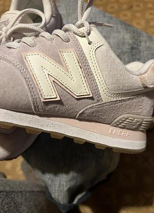 Кросівки жіночі new balance бузкові