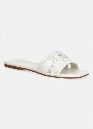 Urbanshop com ua marciano by guessшльопанці жіночі шкіряні бежеві g6gz16 l0097 розміри запитуйте