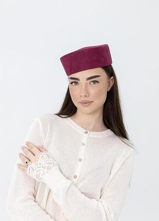 Капелюх таблетка замшева d.hats колір бордовий