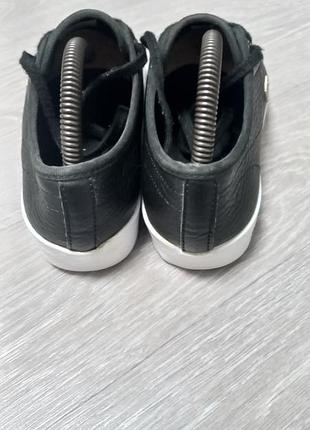 Женские кроссовки lacoste 7