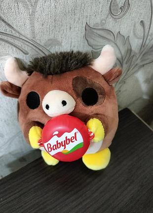 Коллекционная мягкая игрушка-сюрприз zuru snackles в виде мела с сыром babybel