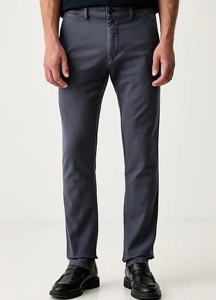 Urbanshop com ua boss orangeштаны chinos мужские хлопковые с эластаном chino-slim-2 темно-синие regular waist 50566715 размеры