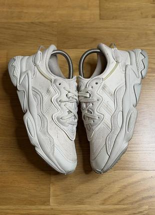 Кросівки оригінальні adidas ozweego marathon running