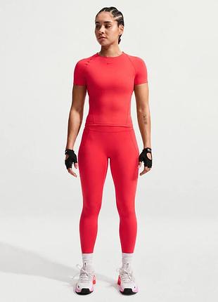 Жіночий комплект футболка + легінси nike universa оригінал з нових колекцій.