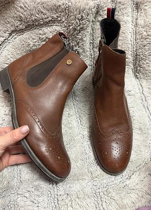 Черевики tommy halfigger 40 р.( уст 26 см,шкіра