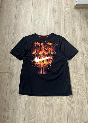 Футболка nike