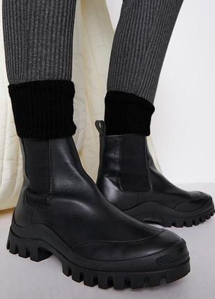 Черевики челсі zara