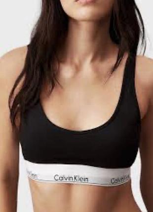 Топ жіночий calvin klein чорний