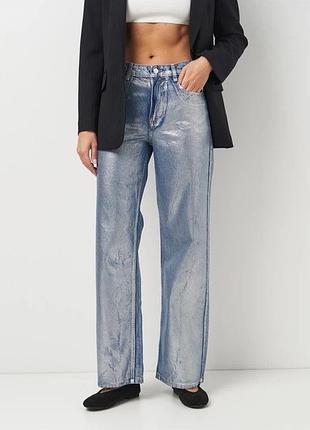 Джинси zara straight з ефектом металік