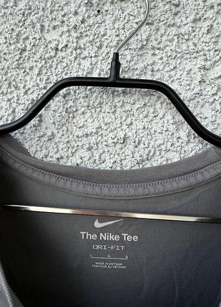 Футболка nike trail 3