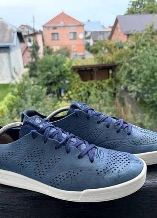 Шкіряні кросівки new balance 300