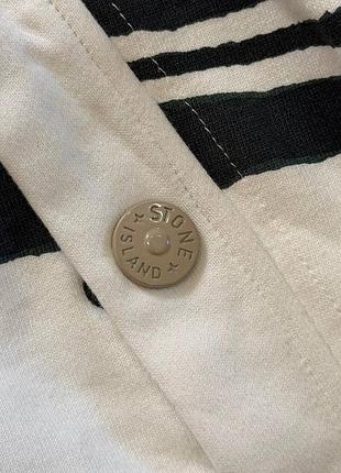 Stone x supreme 4