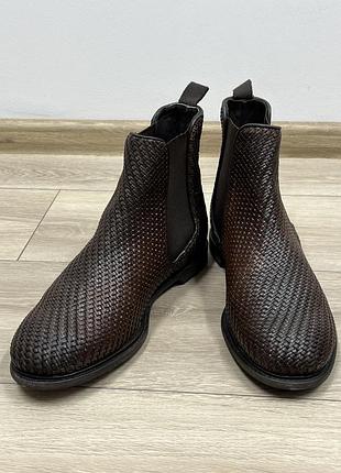 Zara чоловічі шкіряні черевики челсі напів черевики з плетеної  натуральної шкіри коричневі демі сезон повсякденні класичні р. 40 41
