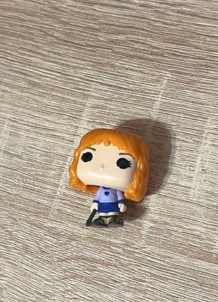 Колекціонування kinder та funko pop! фігурка nami one piece
