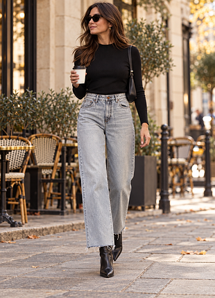 Сірі джинси zara розімр  eur 38