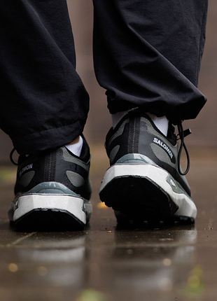 Odyssey elmt gore-tex black khaki 9