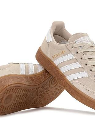 Spezial beige white gum 3