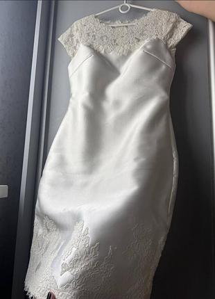 Весільна сукня pronovias