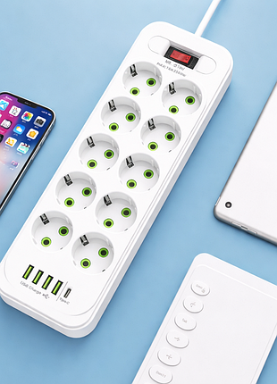 Подовжувач d10 10×220в+ 4×usb+ 1×type-c 2500w 5 метрів