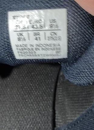Кросівки asics 7