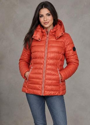 Демисезонная или еврозимняя куртка от бренда cecil outer wear