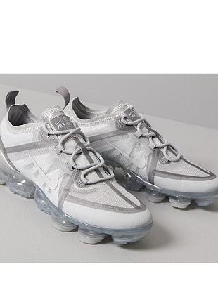 Круті кросівки nike vapormax