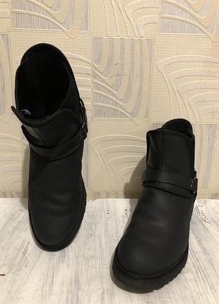 Шкіряні зимові чоботи напівчоботи ugg glen original / уггі натуральна шкіра 39р б/в добрий стан