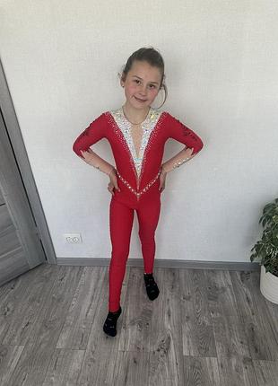 ✨ продам костюм для повітряної гімнастики ✨  💎 розмір на зріст 134 см ❤️ стан — ідеальний! ✨ дуже красивий, яскравий костюм, виглядає неперевершено!