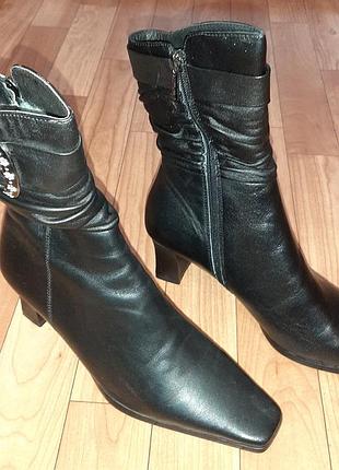 Сапоги женские, марка "bootqueen", черного цвета 2