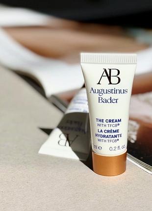 Живильний крем для сухої та нормальної шкіри augustinus bader the rich cream with tfc8® face moisturizer 7 мл