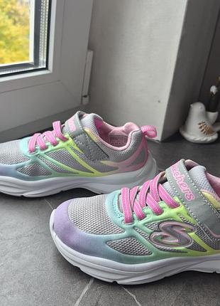Кроссовки skechers 5