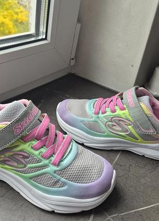 Кроссовки skechers