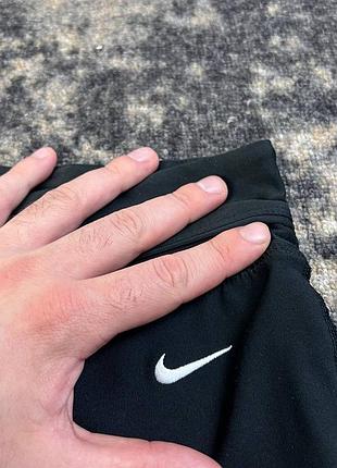 Спортивні шорти nike 4