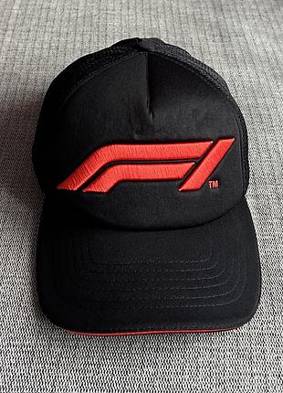 Бейсболка formula1